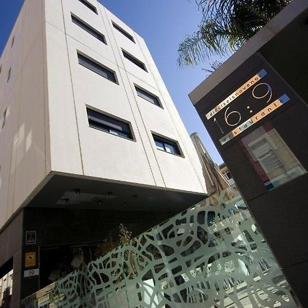 Apartamentos 16:9 Suites Almería Eksteriør billede