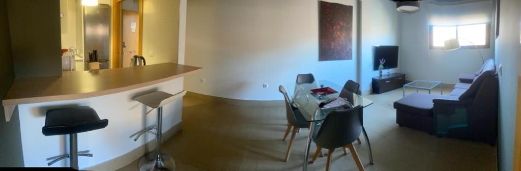Apartamentos 16:9 Suites Almería Eksteriør billede