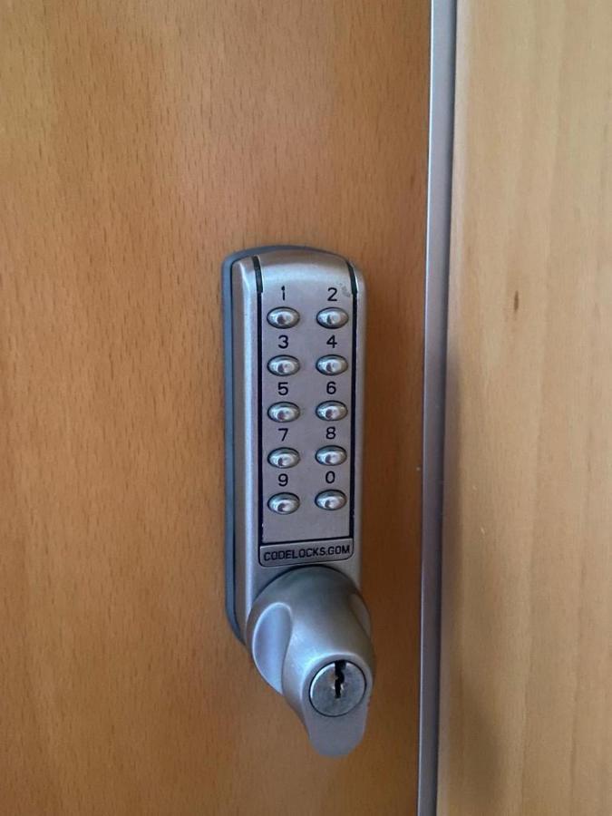 Apartamentos 16:9 Suites Almería Eksteriør billede