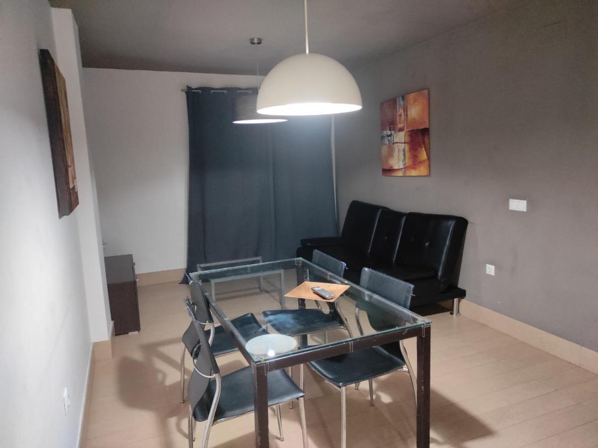Apartamentos 16:9 Suites Almería Eksteriør billede