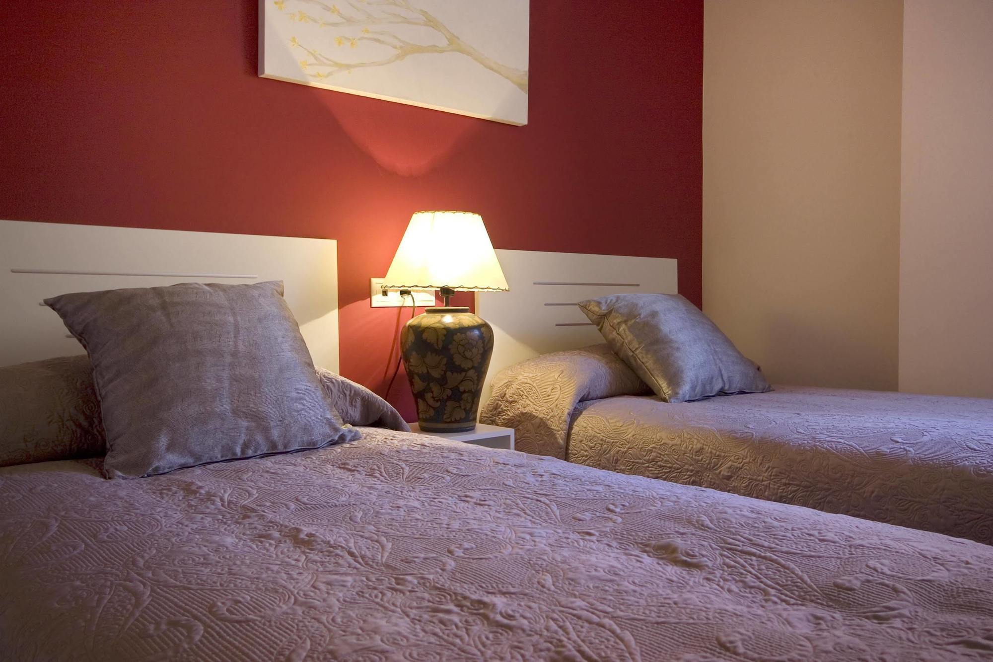 Apartamentos 16:9 Suites Almería Eksteriør billede
